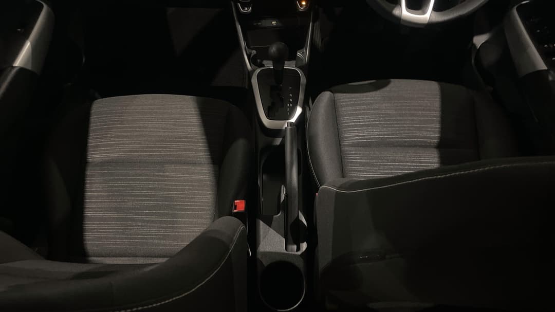 2023 Kia Picanto S (pe), Automatic, 23357 km, Center Console