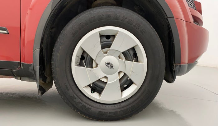 2015 Mahindra XUV500 W6, Diesel, Manual, 59,225 km, Right Front Wheel