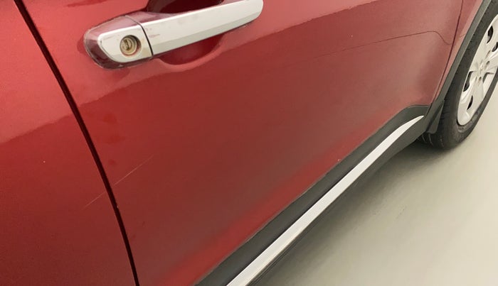 2018 Hyundai Creta E PLUS 1.6 PETROL, Petrol, Manual, 28,872 km, Driver-side door - Minor scratches