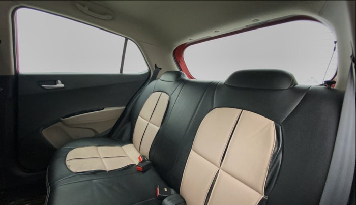 2017 Hyundai Grand i10 SPORTZ 1.2 KAPPA VTVT, Petrol, Manual, 50,114 km, Right Side Rear Door Cabin