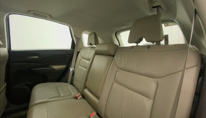 2014 Honda CRV 2.4 AWD AT, Petrol, Automatic, 62,107 km, Right Side Rear Door Cabin
