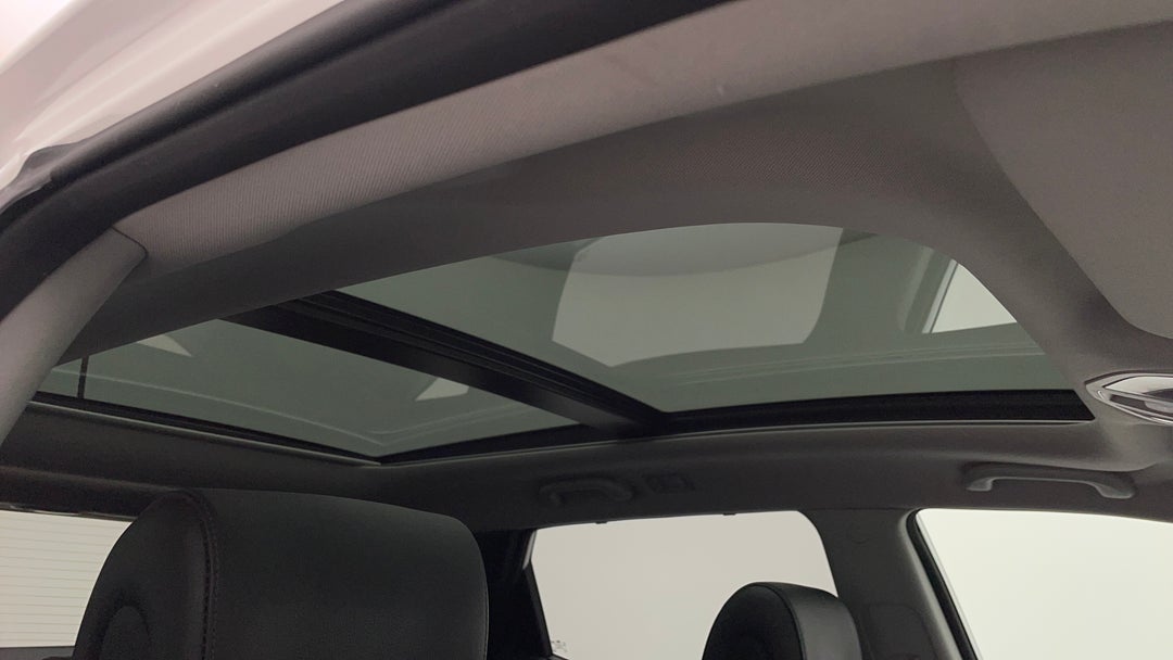Interior Sunroof/Moonroof