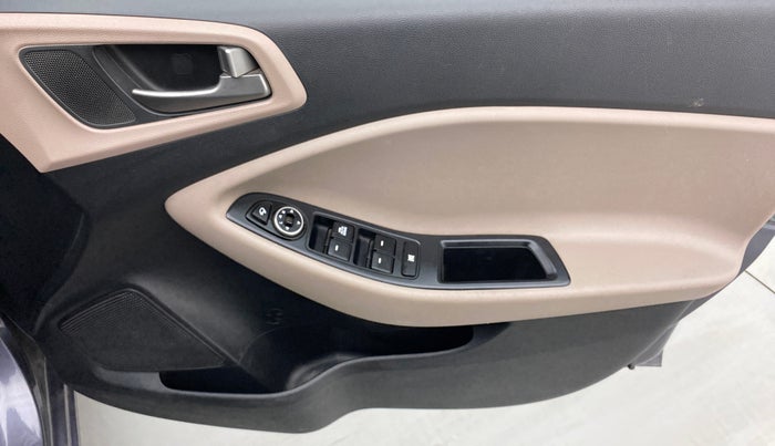 2017 Hyundai Elite i20 ASTA 1.2, Petrol, Manual, 52,610 km, Driver Side Door Panels Control