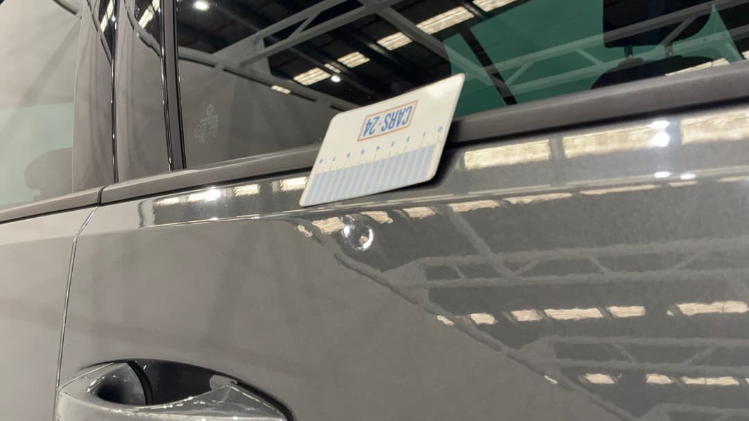 2018 Volkswagen Golf R, Automatic, 93330 km, Doors Front RHS Dent