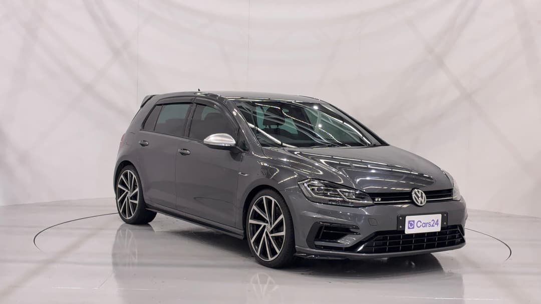 2018 Volkswagen Golf R, Automatic, 93330 km, Right Front Diagonal (45- Degree) View