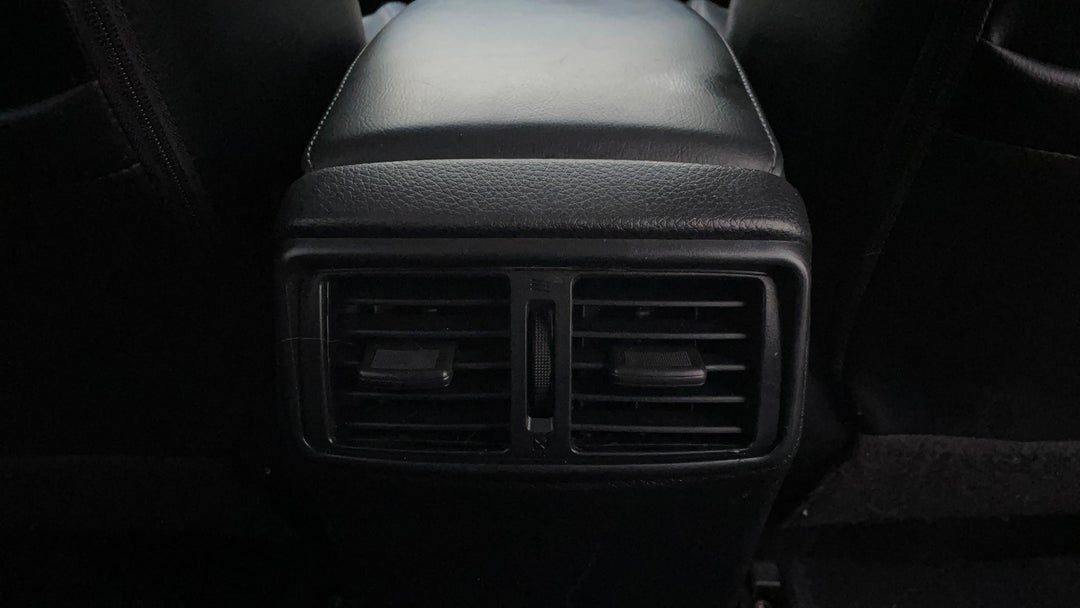 Rear A/C Vent