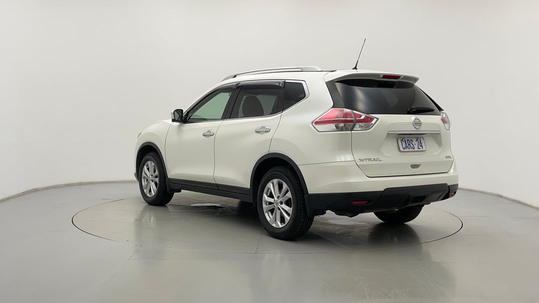 Left Back Diagonal (45- Degree) View