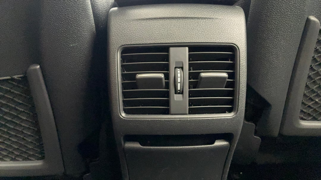 Rear A/C Vent