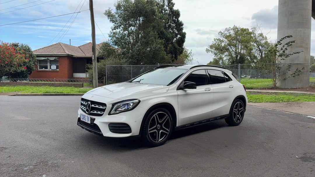 Left Front Diagonal (45- Degree) View