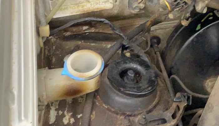 2010 Maruti Alto K10 VXI, Petrol, Manual, 59,489 km, Front windshield - Wiper bottle cap missing