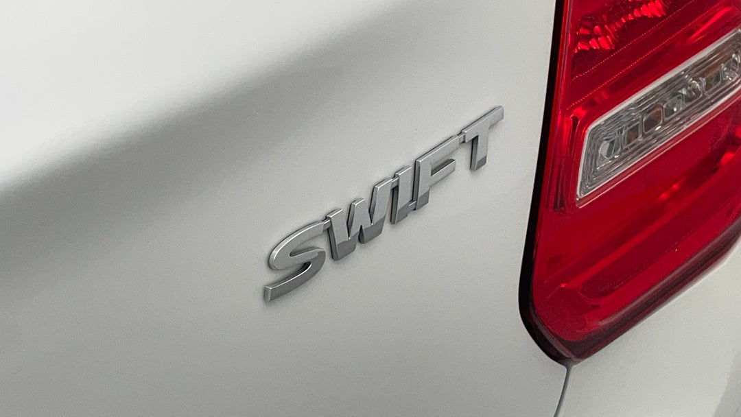 Badge (Boot Right Side)