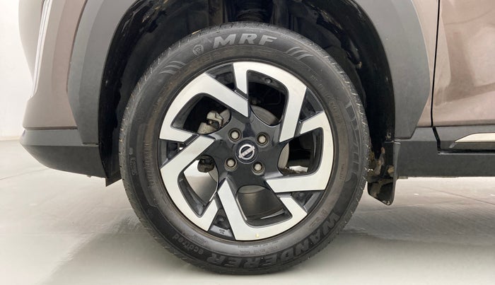 2022 Nissan MAGNITE XV MT, Petrol, Manual, 12,938 km, Left Front Wheel