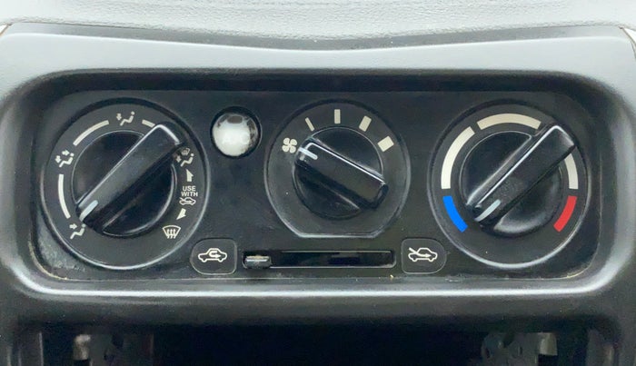 2019 Maruti Alto 800 LXI, CNG, Manual, 58,901 km, AC Unit - Directional switch has minor damage