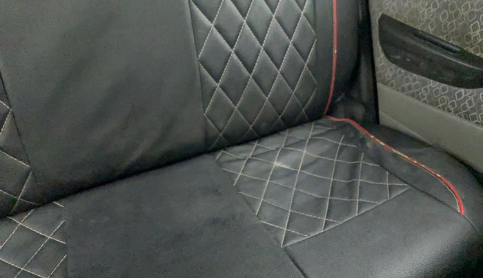 2019 Maruti Alto 800 LXI, CNG, Manual, 58,901 km, Second-row left seat - Cover slightly stained