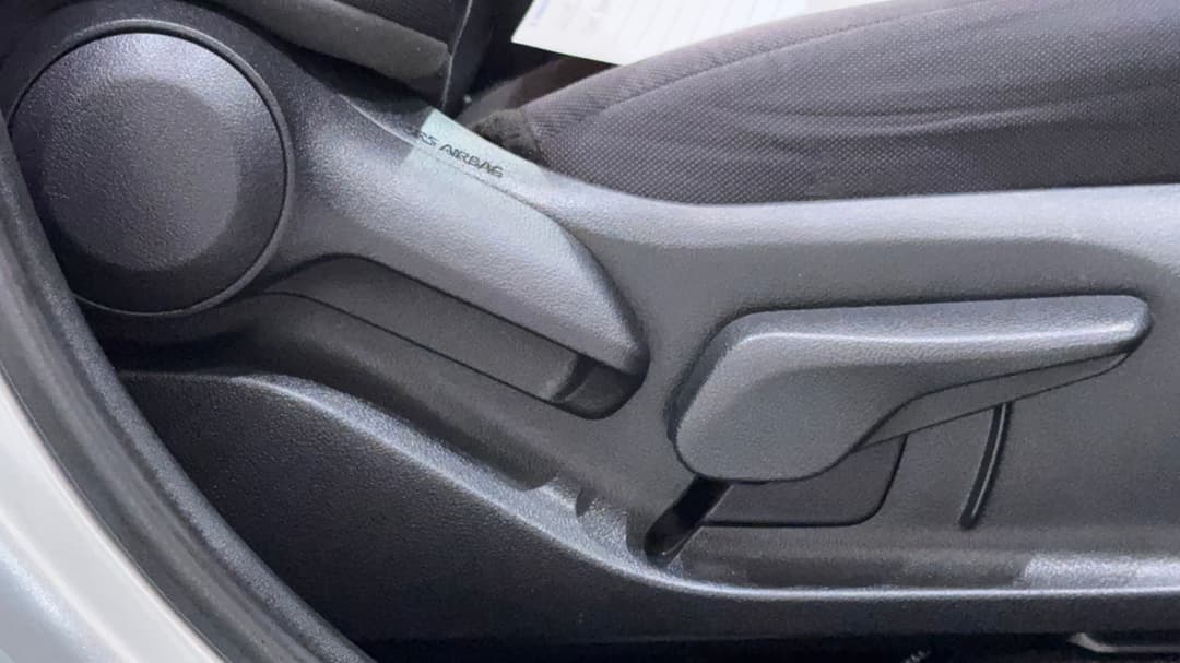 2022 Toyota Kluger Gx 2WD, Automatic, 60126 km, Drivers Side Adjustment Panel