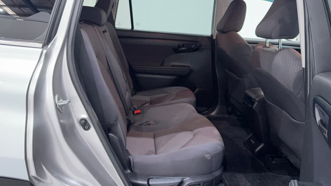 2022 Toyota Kluger Gx 2WD, Automatic, 60126 km, Right Side Rear Door Cabin View