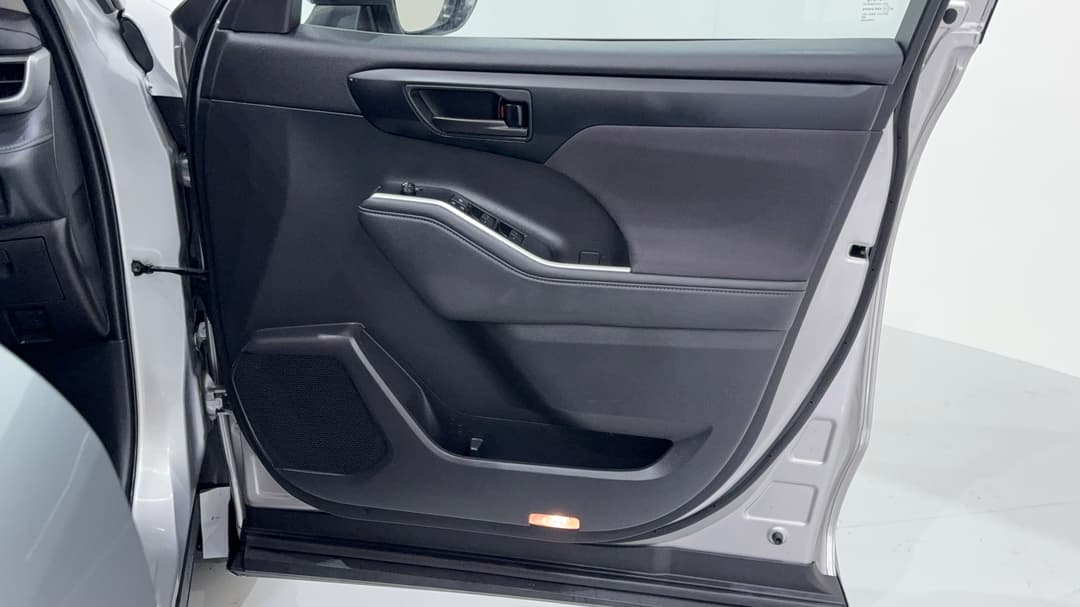 2022 Toyota Kluger Gx 2WD, Automatic, 60126 km, Speaker View