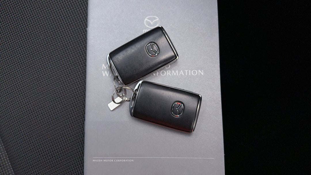 2020 Mazda CX-30 G20 Pure (FWD), Automatic, 51819 km, Key Close-up
