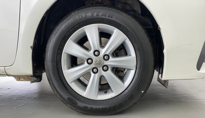 2018 Toyota Corolla Altis G DIESEL, Diesel, Manual, 52,720 km, Right Front Wheel