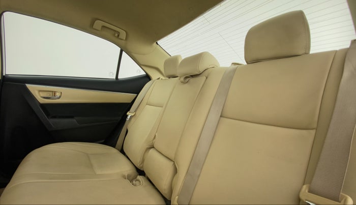 2018 Toyota Corolla Altis G DIESEL, Diesel, Manual, 51,848 km, Right Side Rear Door Cabin
