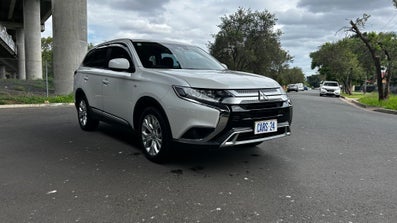 2021 Mitsubishi Outlander Es 7 Seat (2wd) Automatic, 53k km Petrol Car