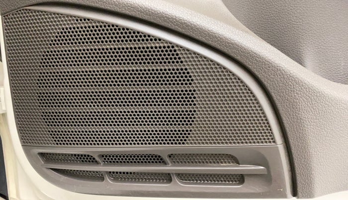 2011 Volkswagen Vento HIGHLINE PETROL AT, Petrol, Automatic, 78,439 km, Speaker