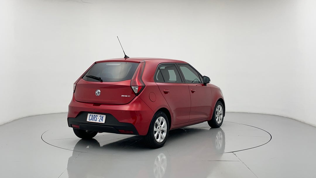 Right Back Diagonal (45- Degree) View