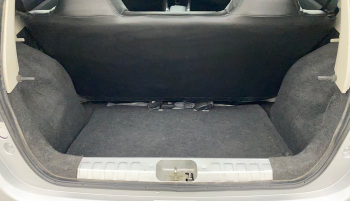 2020 Datsun Redi Go A, Petrol, Manual, 8,745 km, Dicky (Boot door) - Parcel tray missing