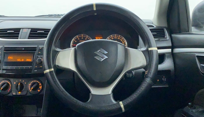 2015 Maruti Swift VXI D, Petrol, Manual, 61,737 km, Steering Wheel Close Up