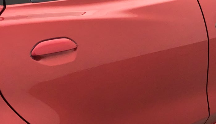 2015 Datsun Go T, Petrol, Manual, 52,098 km, Right rear door - Minor scratches