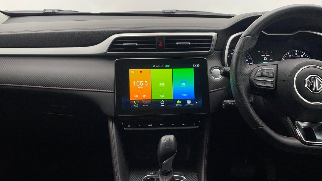 2022 MG Zst Core, Automatic, 7022 km, Center Console