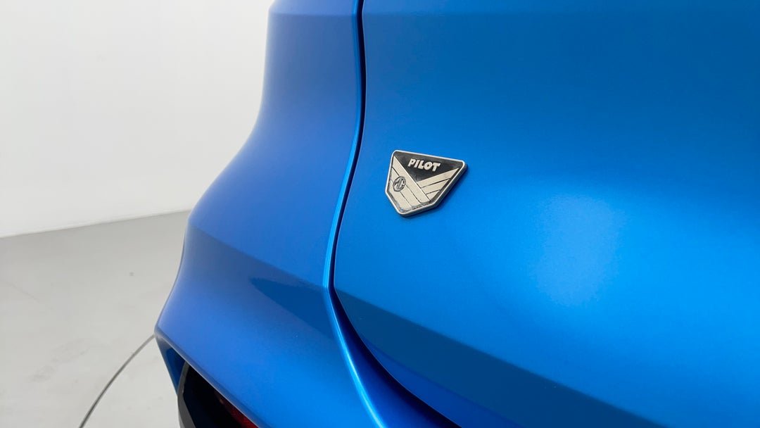 2022 MG Zst Core, Automatic, 7022 km, Badge (Boot Left Side)