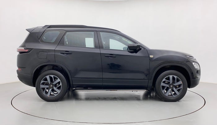 2022 Tata Safari XZA PLUS DARK EDITION, Diesel, Automatic, 49,123 km, Right Side View