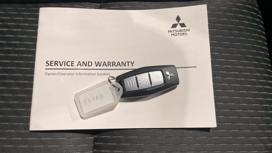2024 Mitsubishi Outlander Es 5 Seat (2WD), Automatic, 50308 km, Key Close-up