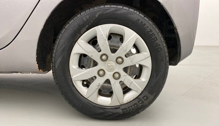2014 Hyundai Eon SPORTZ, Petrol, Manual, 68,799 km, Left Rear Wheel