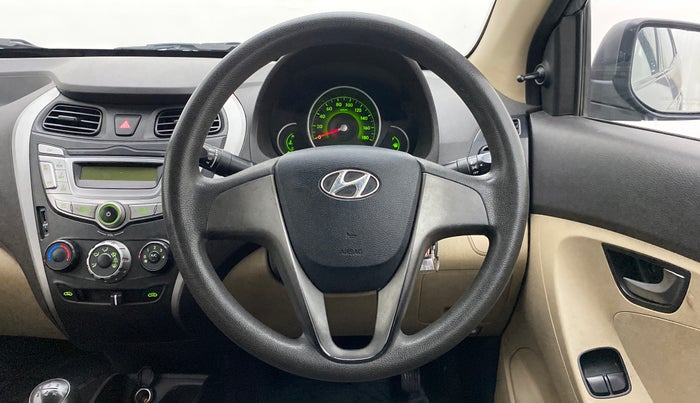 2014 Hyundai Eon SPORTZ, Petrol, Manual, 68,799 km, Steering Wheel Close Up