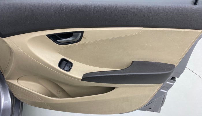 2014 Hyundai Eon SPORTZ, Petrol, Manual, 68,799 km, Driver Side Door Panels Control