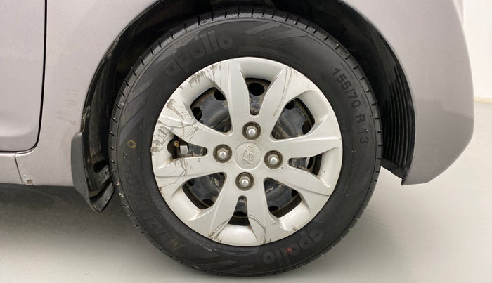 2014 Hyundai Eon SPORTZ, Petrol, Manual, 68,799 km, Right Front Wheel