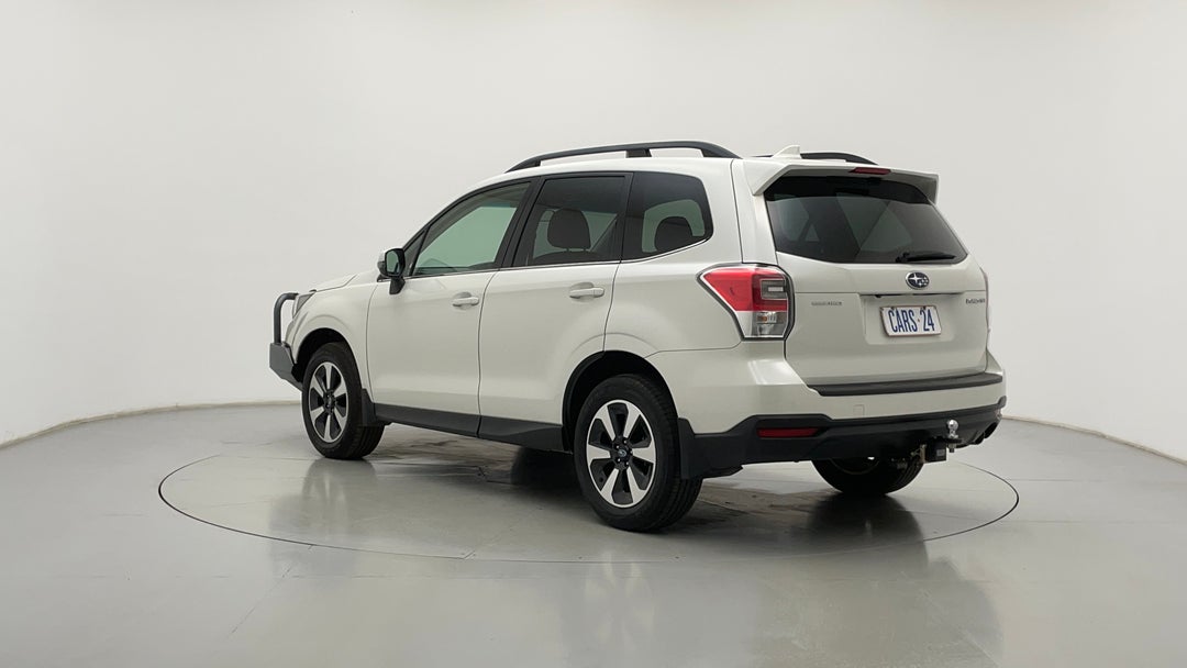 Left Back Diagonal (45- Degree) View