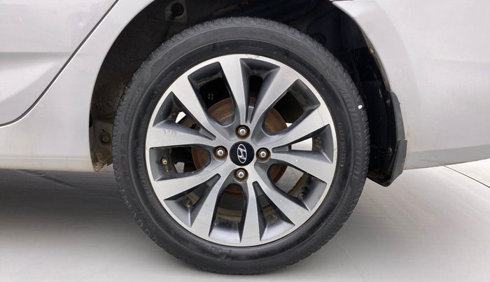 2016 Hyundai Verna FLUIDIC 1.6 SX CRDI, Diesel, Manual, 80,749 km, Left Rear Wheel