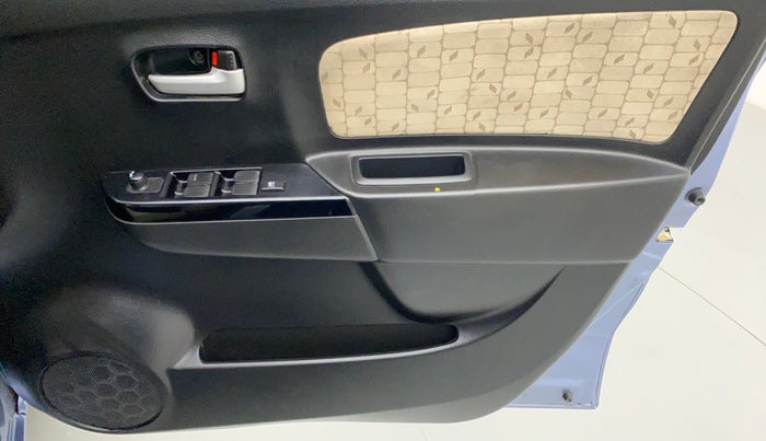 2017 Maruti Wagon R 1.0 VXI, Petrol, Manual, 19,251 km, Driver Side Door Panels Control