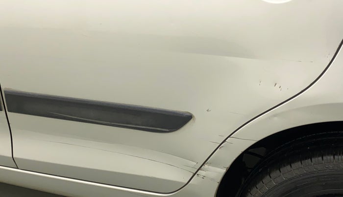 2014 Maruti Swift VXI, Petrol, Manual, 37,659 km, Rear left door - Minor scratches