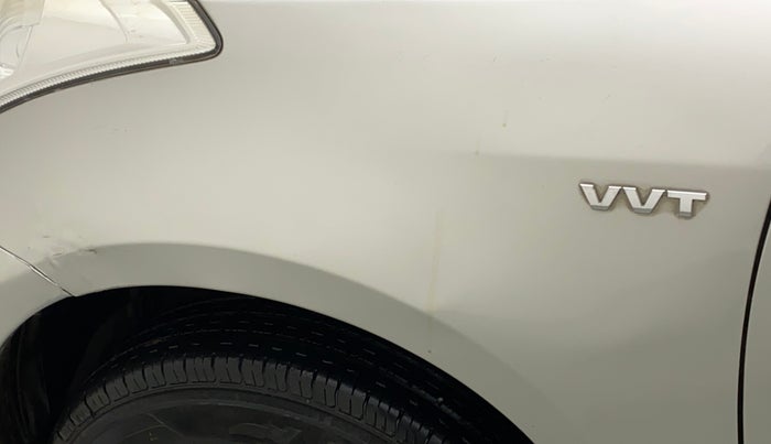 2014 Maruti Swift VXI, Petrol, Manual, 37,659 km, Left fender - Slightly dented