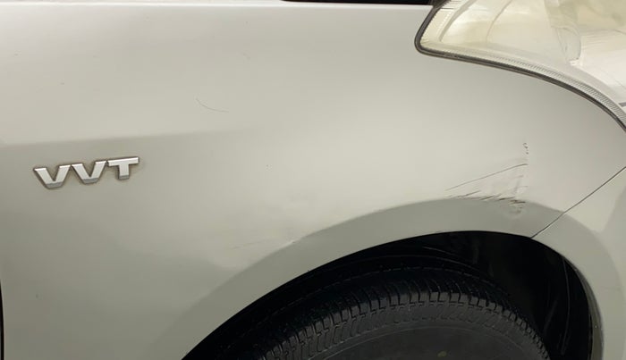 2014 Maruti Swift VXI, Petrol, Manual, 37,659 km, Right fender - Minor scratches