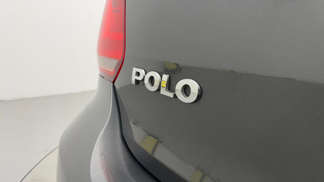 2016 Volkswagen Polo 81 Tsi Comfortline, Automatic, 75864 km, Badge (Boot Left Side)