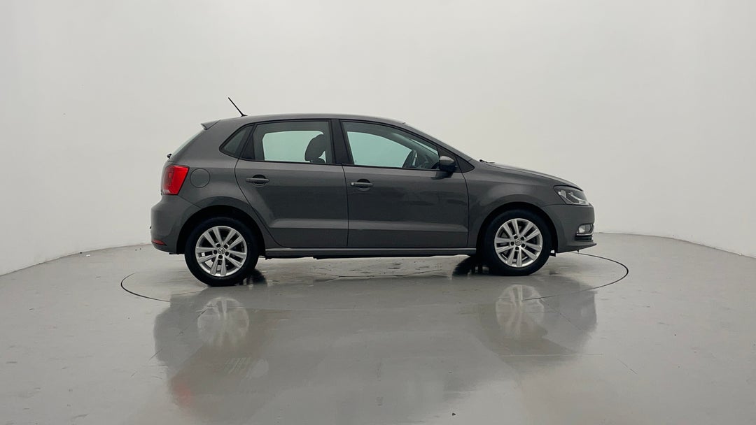 2016 Volkswagen Polo 81 Tsi Comfortline, Automatic, 75864 km, Right Side View