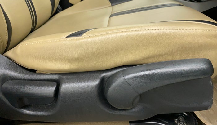 2018 Honda City V MT PETROL, Petrol, Manual, 28,321 km, Driver Side Adjustment Panel