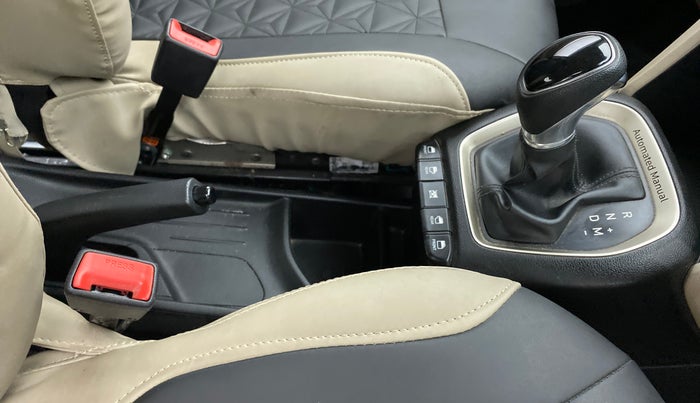 2019 Hyundai NEW SANTRO SPORTZ AMT, Petrol, Automatic, 48,433 km, Gear Lever