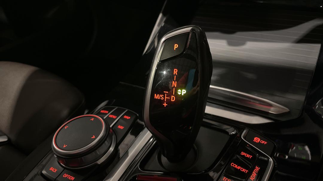 2020 BMW X3 xDrive30i M Sport, Automatic, 65038 km, Gear Lever 