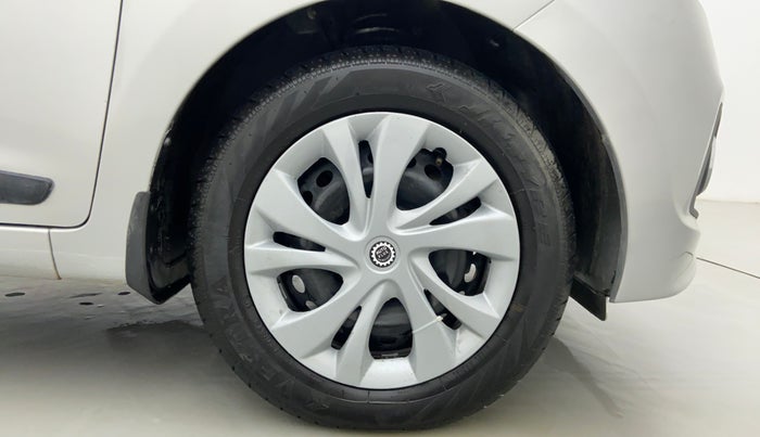 2016 Hyundai Grand i10 SPORTZ 1.2 KAPPA VTVT, Petrol, Manual, 69,989 km, Right Front Wheel